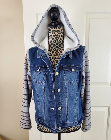 Wallflower Fleece Jean Jacket - Picture 6 of 15
